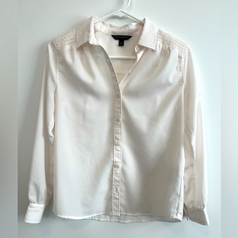 Banana Republic Sheer Button Up Blouse